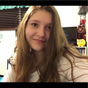 Meet your Posher, Katelyn